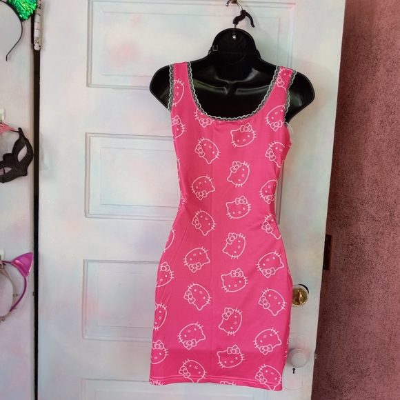 😵Hello Kitty slinky bodycon kawaii lace trim hot pink nwt summer ready dress - Picture 6 of 10